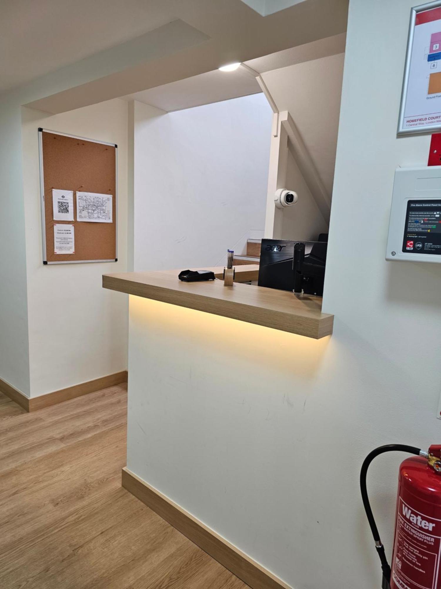 Homefield Lodge 伦敦 外观 照片